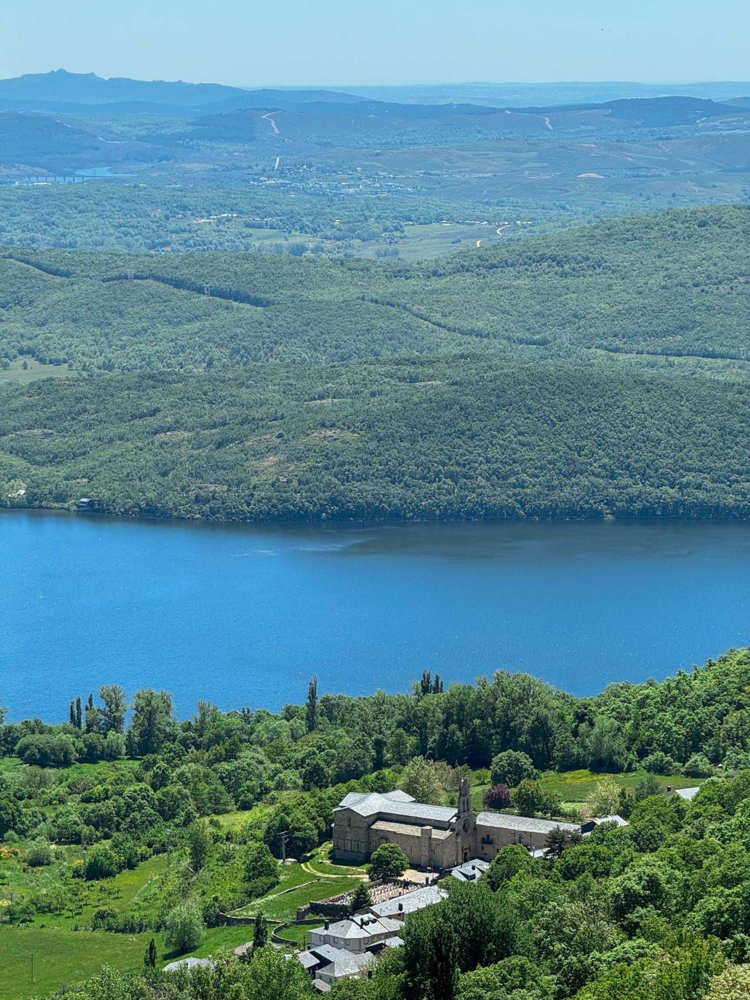 Apartamentos Sanabria Galende Kültér fotó